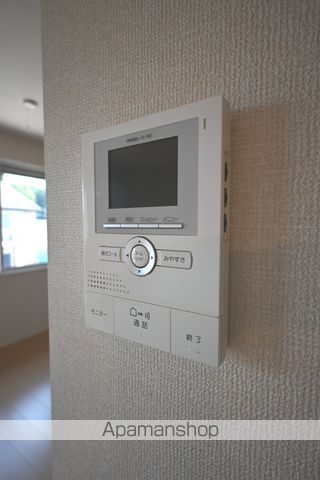 コリーヌ Cの内装写真