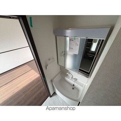 東京都立川市一番町２丁目[1LDK/68.64m2]の洗面所