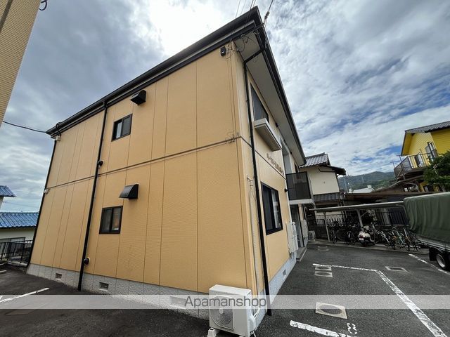 パースリーKATAGI A棟の外観写真