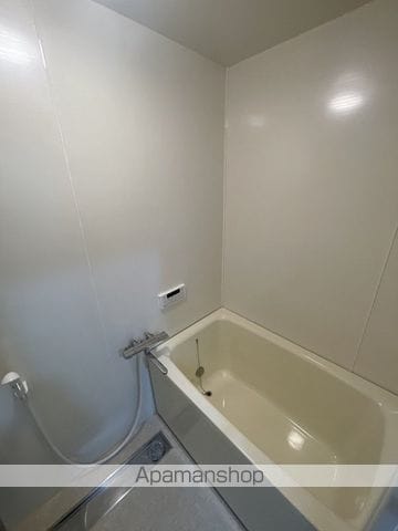 アソシエート前田の内装写真