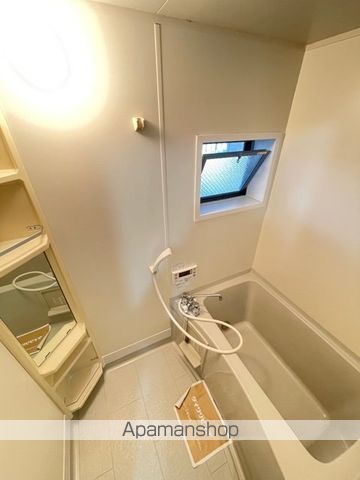 ロイヤルシャトーG棟の内装写真