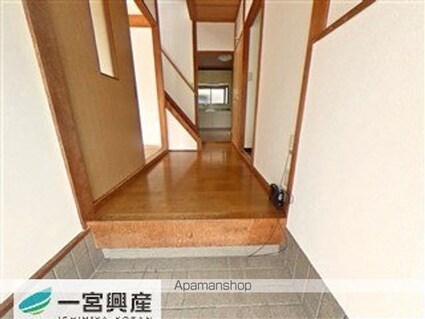 清水一戸建Ａ[4DK/69.3m2]の玄関