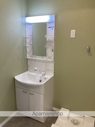 Ｌｙｋ都町Ｂ棟[1LDK/30.87m2]の洗面所