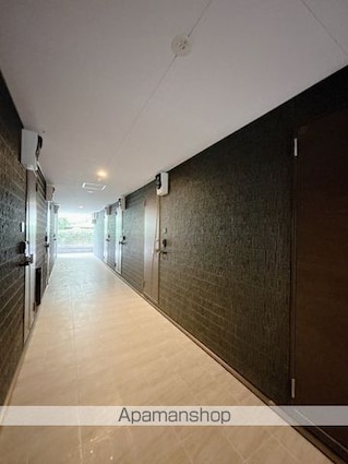 ウィンドテラスみどり台[1K/22.93m2]のロビー