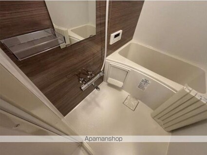 ＣＡＳＡ　ＣＡＬＭＡ東新宿[1R/18.91m2]のバス