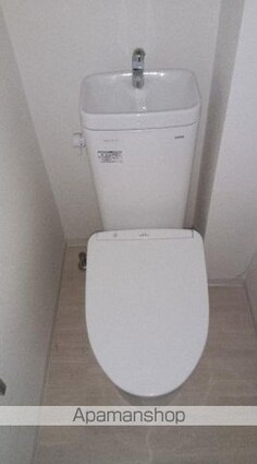 アーク河辺[3LDK/65.21m2]のトイレ