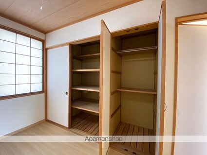 シャトーしらかば[2LDK/52.35m2]の収納