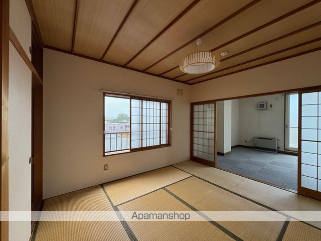 シャトー野ばらの内装写真