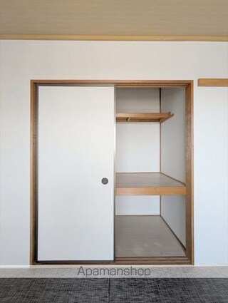 サリネージュ山手　ＡＢＣＤ棟　Ａ棟[3DK/53.89m2]の収納