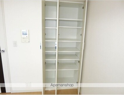 アーデン清澄白河[1K/24.56m2]の収納