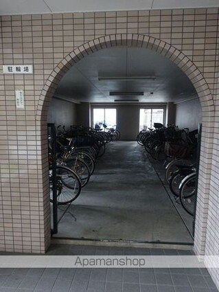 チサンマンション三木町　７０２号[2LDK/66.4m2]の共用部1