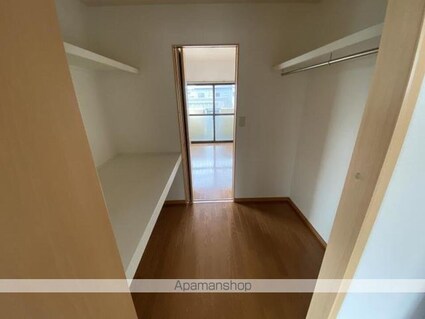 マリベール南江戸[2LDK/54.45m2]の収納