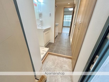 コテージ千代[1K/25.02m2]の玄関