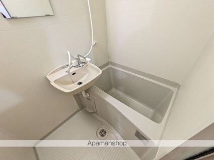 ジョンシェ高円寺[1R/13.52m2]のバス