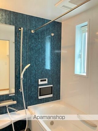 残堀戸建　[2LDK/81.97m2]のバス