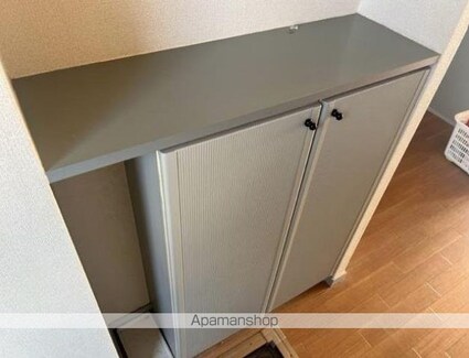 リバーサイド二子玉川[2DK/35.9m2]の玄関