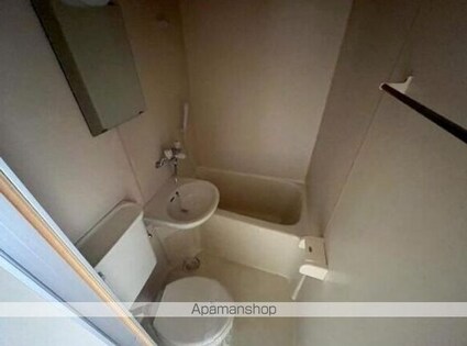 ピュアシティ大泉学園[1R/15.01m2]のトイレ