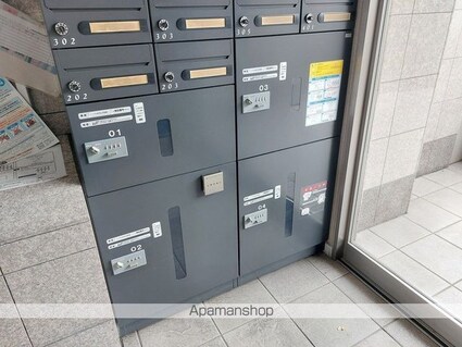 ラルゴ・ヴェローチェ[1K/27m2]の共用部1