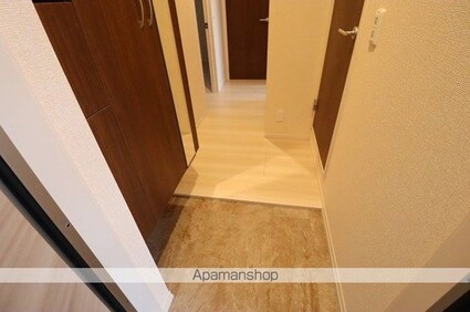 ライフマンションＡ・Ｂ　Ｂ[1LDK/42.63m2]の玄関