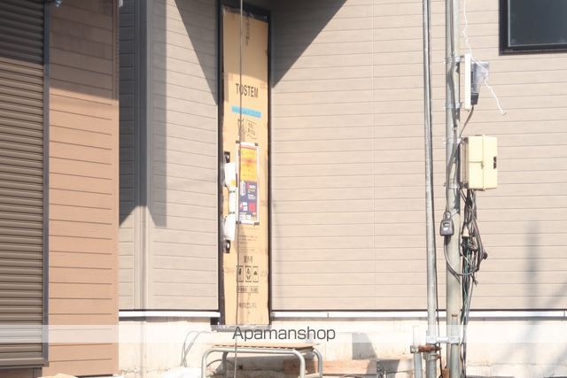 入間市扇町屋戸建6号棟の玄関写真
