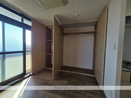 ＮＳファミリア[1LDK/30.63m2]の収納