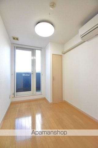 セレブマンションIIIの内装写真