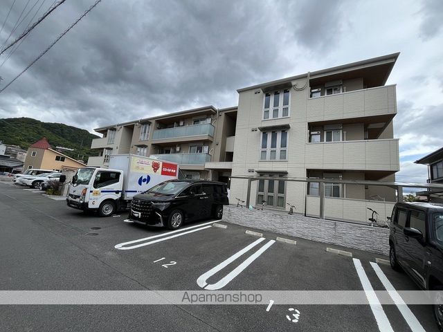 プレザントカーサ祇園の外観写真