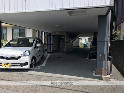 メゾンアサヒ[2DK/45m2]の駐車場
