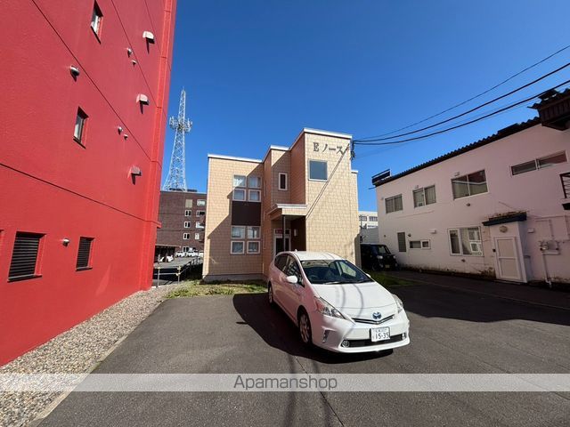 Eノースの外観写真