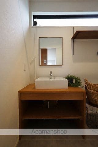 鳴門線 教会前駅 徒歩64分 2階建 築3年の内装写真