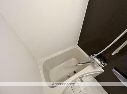 東京都中野区弥生町５丁目[1K/28.43m2]のバス