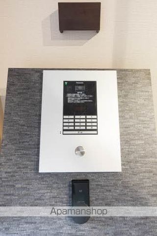 ソプラノハウス 大手町テラスの玄関写真