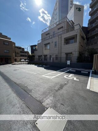 東京都中野区本町４丁目[1R/26.35m2]の駐車場