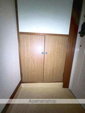 ロイヤルコーポ新通の内装写真