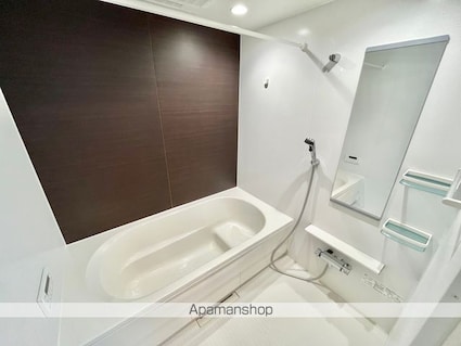 クレメント近江八幡　Ｂ[1LDK/50.01m2]のバス