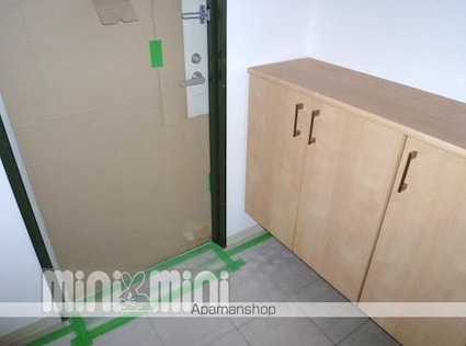 Ｍｉｎｔ　Ｅｌｖｉｔａ[1LDK/37.4m2]の玄関