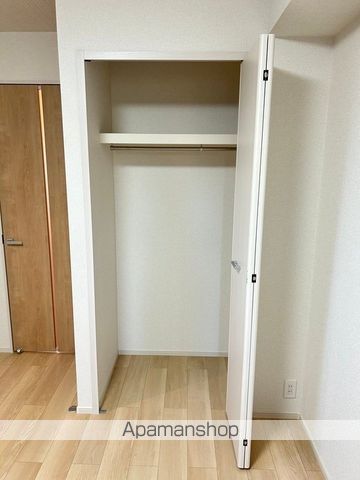ウエスト コミタリアIIIの内装写真