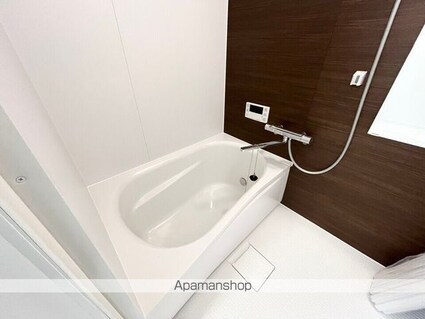 エトワール下坂浜Ａ[1LDK/44.83m2]のバス