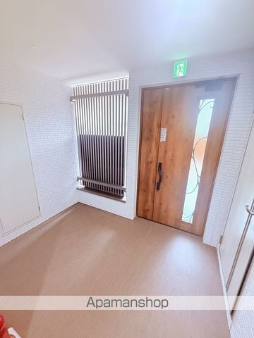 FORESTCREAR諸口の玄関写真