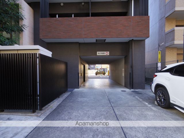 プライムコート立川の玄関写真