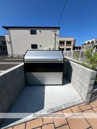 ロイズ紀三井寺Ⅰ[2LDK/58.6m2]の共用部1
