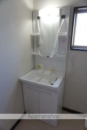 藤久良町貸戸建[3LDK/101m2]の洗面所