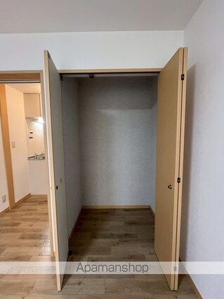 エステート泉塚[1K/26.5m2]の収納