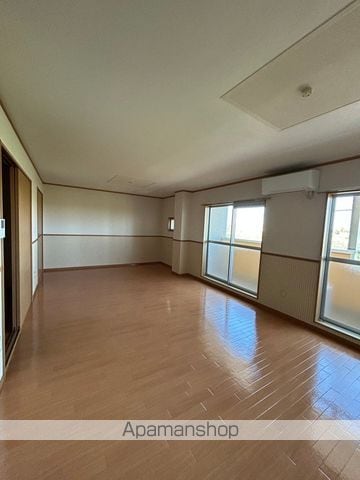 GRAND To youの内装写真