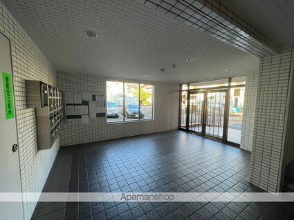 ロイヤルパレス[4LDK/101.63m2]のロビー