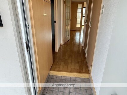 メゾンヴィサージュ２[2LDK/59.85m2]の玄関