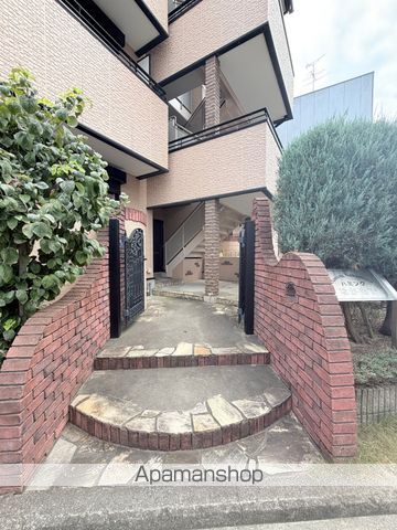 ハミングなかもずの玄関写真