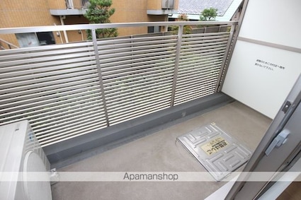 ガーデン用賀[1K/25.06m2]のバルコニー