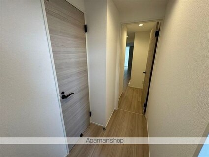 Ｇｒａｎｄ　Ｆｏｒｅｔ　[1DK/22.1m2]の玄関
