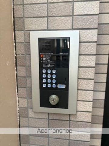 ベーラバン清水の玄関写真